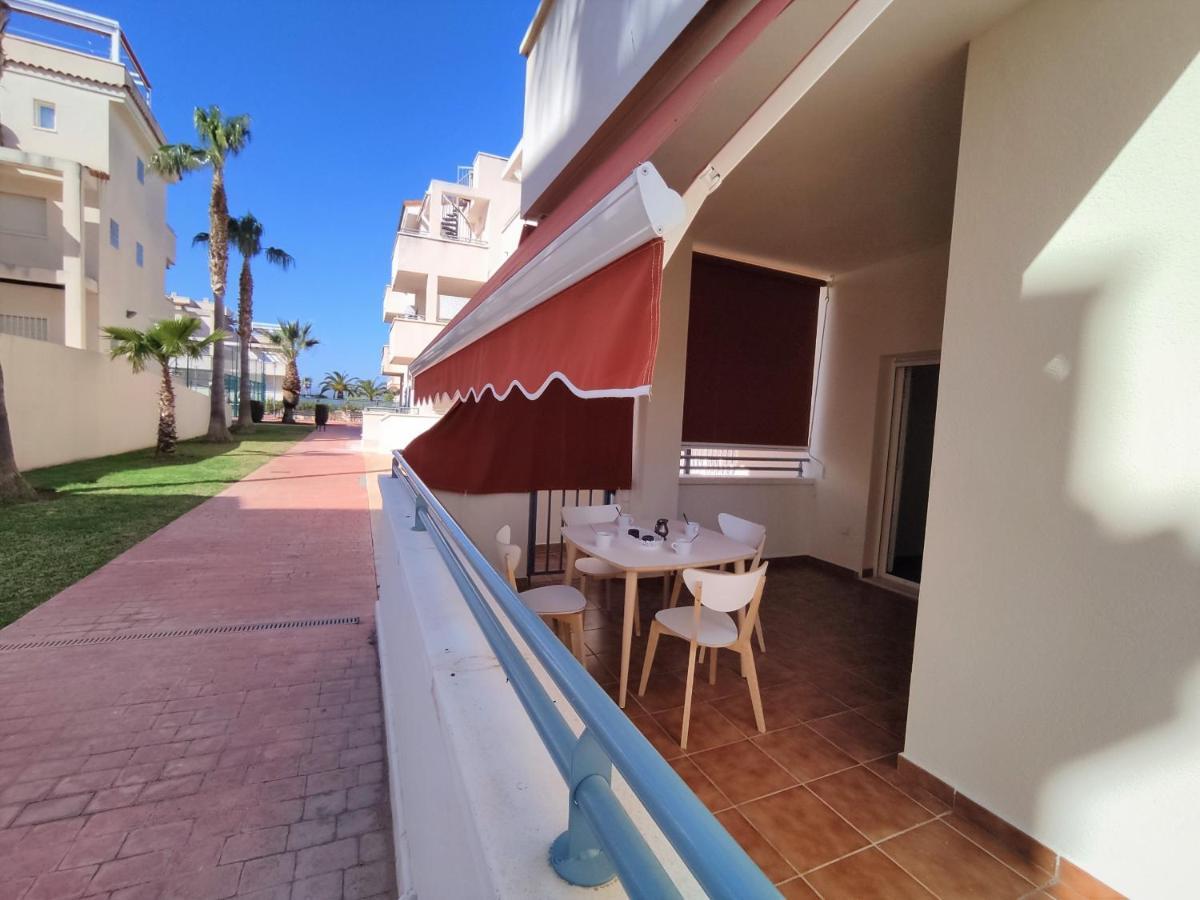 Bajo Con Terraza En Urbanizacion Familiar - Arenas Albert Villas Alcossebre Eksteriør bilde